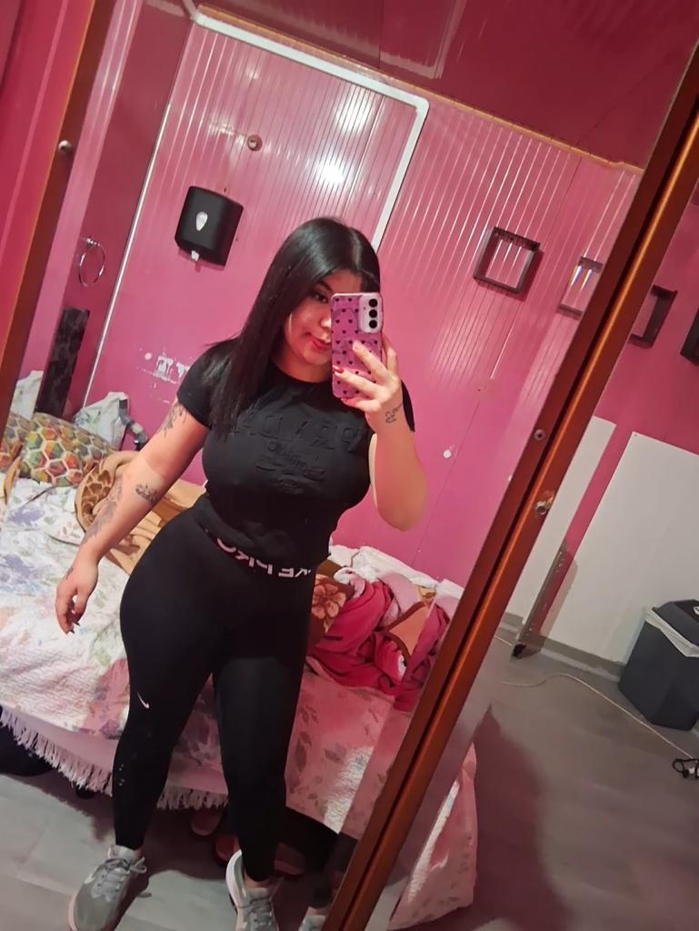 611235950: Chica busca chico en Murcia