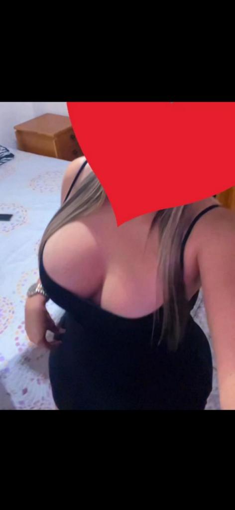 Chica busca chico en Almería: 