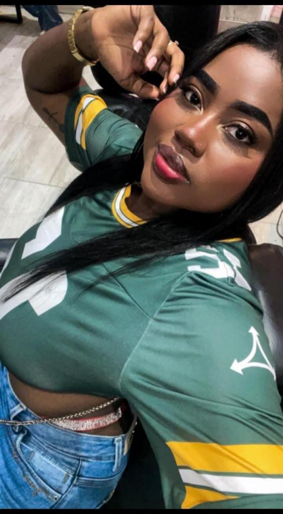 Chica busca chico en Tenerife: 