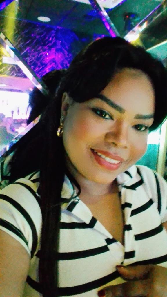 Chica busca chico en Valencia: Chica busca chico