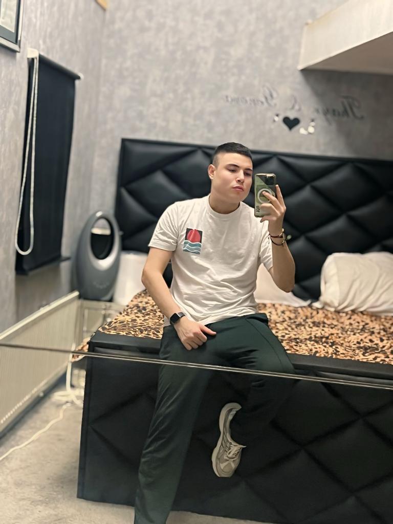 641784648: Chico busca chica en Burgos