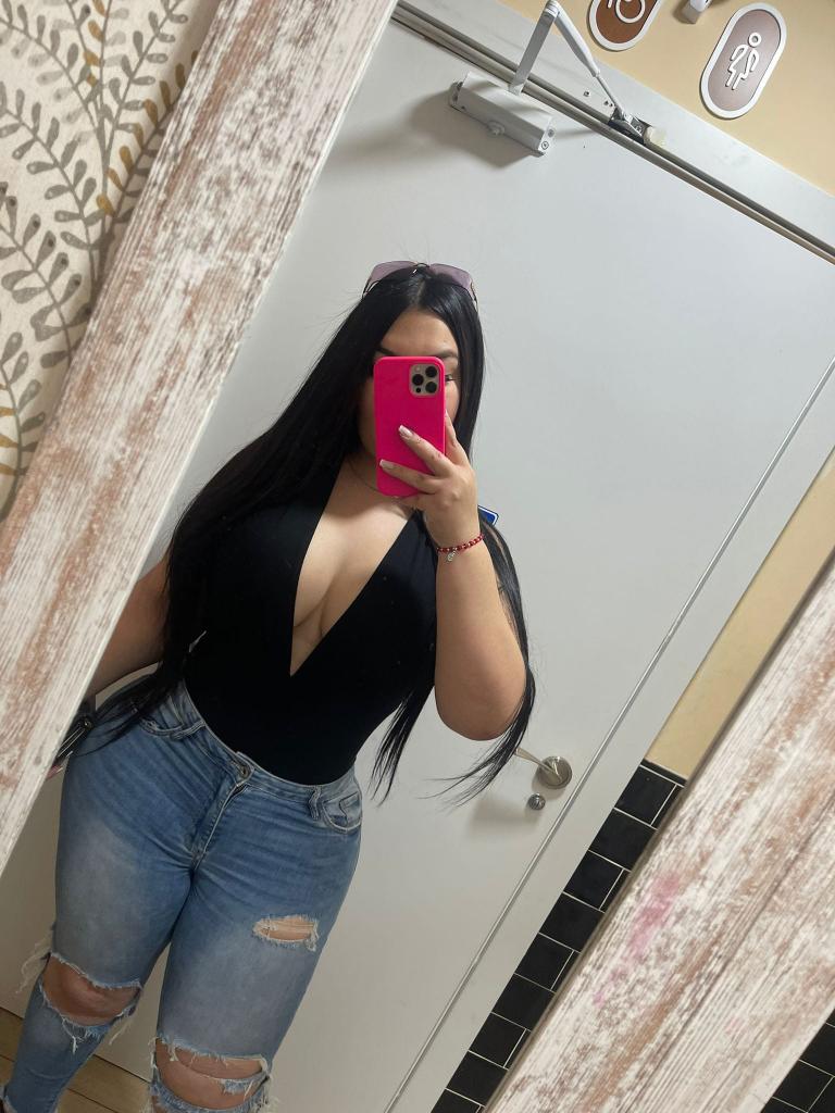 Chica busca chico en Sevilla: 