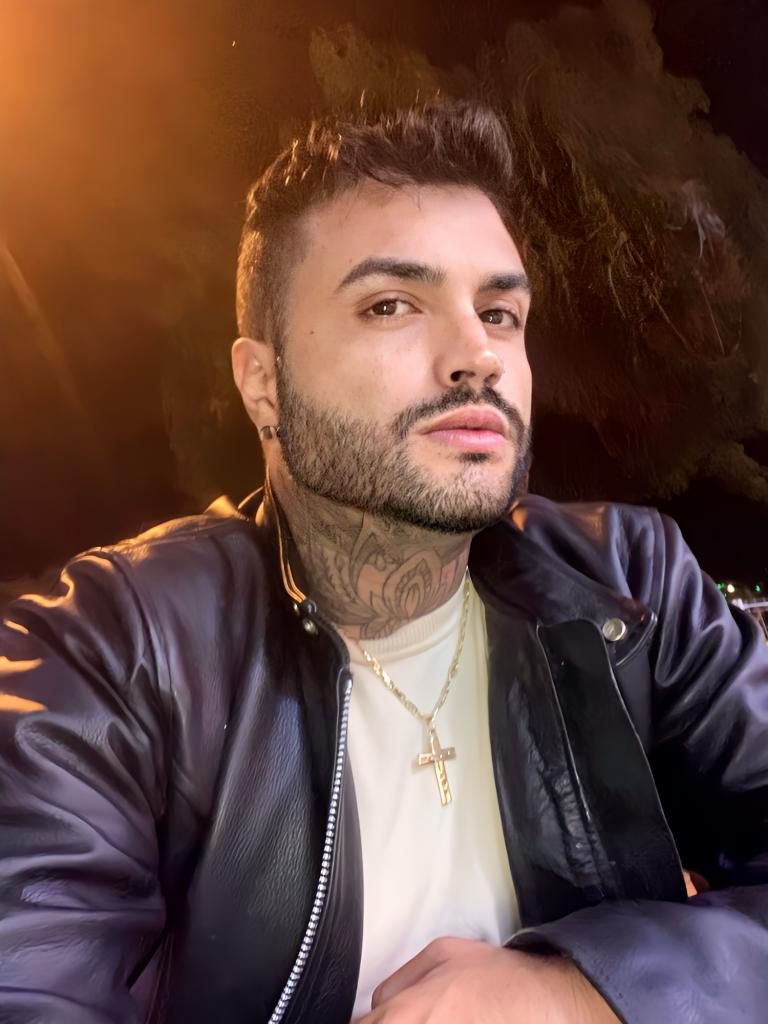 Chico busca chica en Las Palmas: 