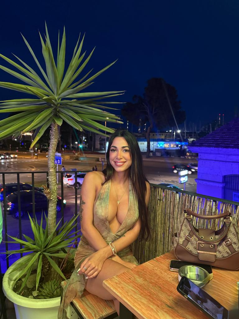 Chica busca chico en Mallorca: 