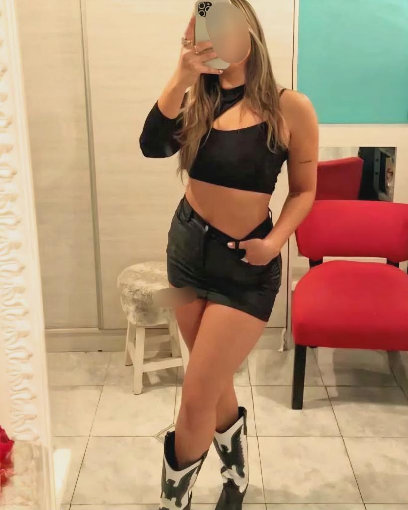 640987325: Chica busca chico en Murcia