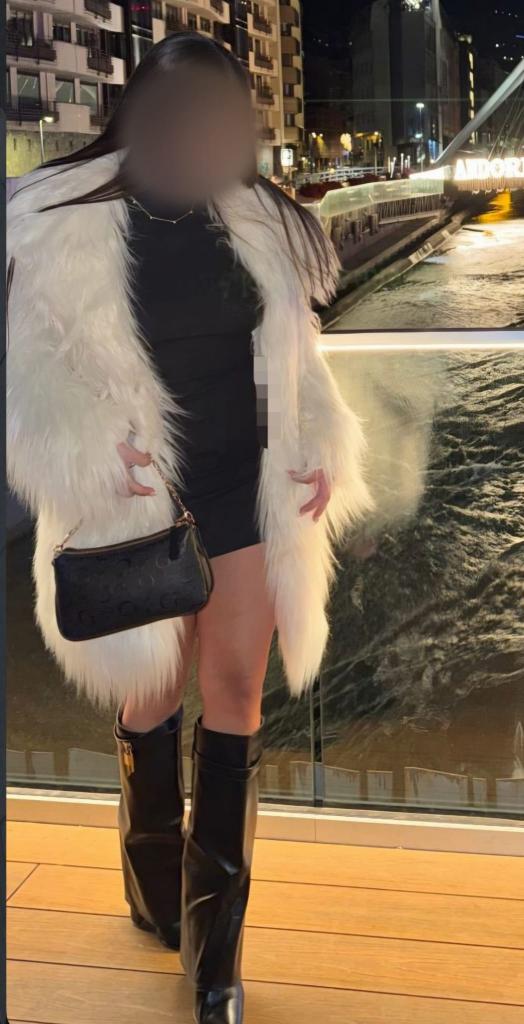 Chica busca chico en Alicante: 