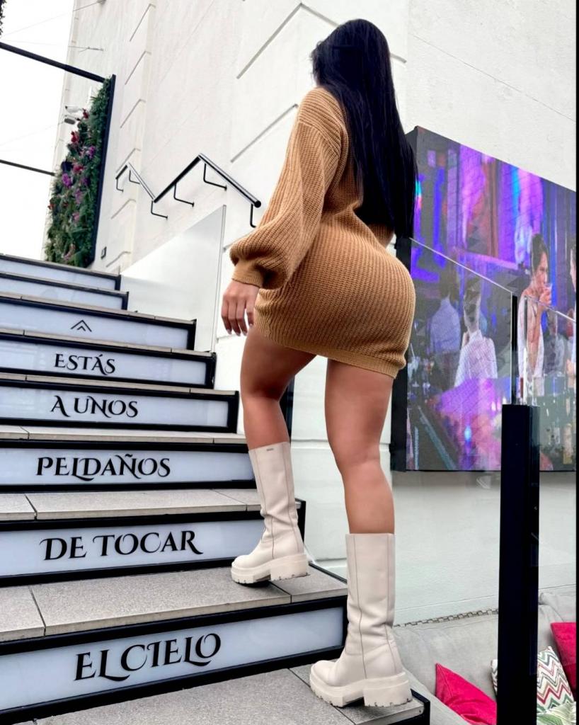 Chica busca chico en Huelva: 