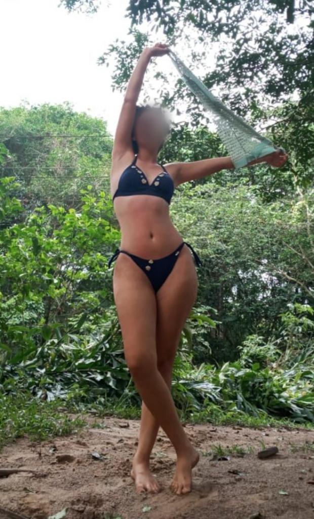 671642799: Chica busca chico en Barcelona