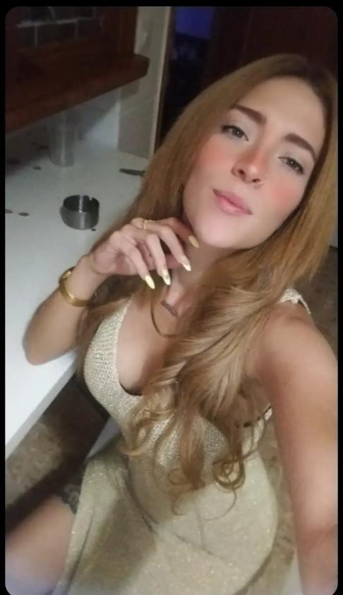603965262: Chica busca chico en Sevilla