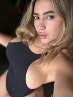 602569251: Chica busca chico en Cádiz