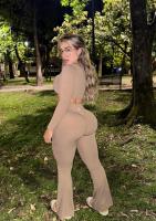 602569251: Chica busca chico en Cádiz