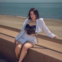 666239056: Chica busca chico en Sevilla