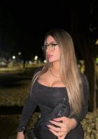 602569251: Chica busca chico en Cádiz