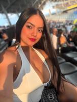 623208666: Chica busca chico en La Coruña