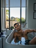 632326585: Chico busca chica en Granada