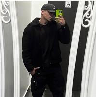 631367345: Chico busca chica en Mallorca