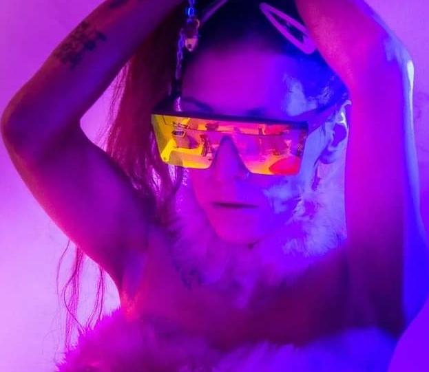 Chica busca chico en Burgos: Chica busca chico