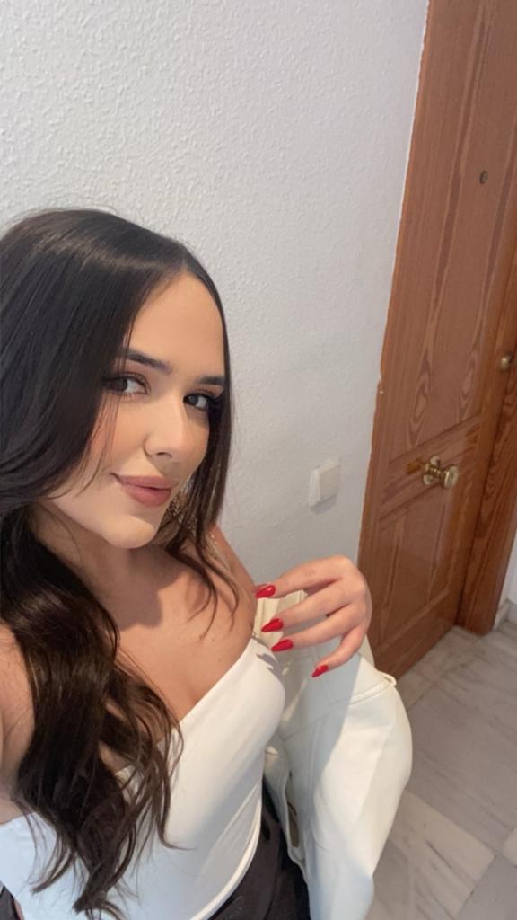 Chica busca chico en Almería: 