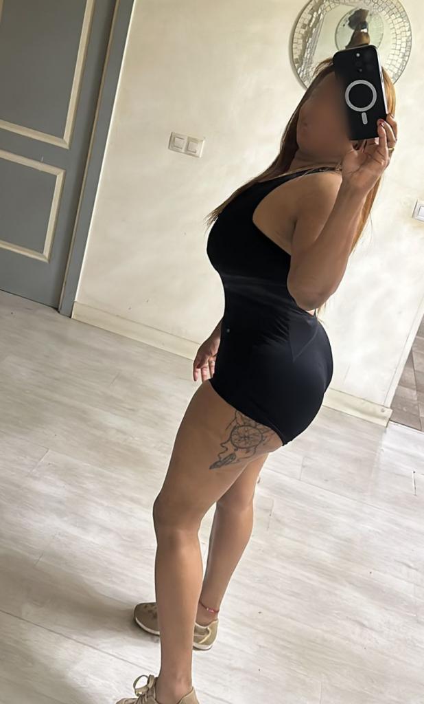 642866224: Chica busca chico en Navarra