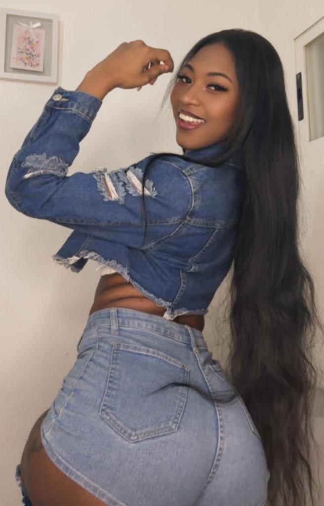 611342477: Chica busca chico en Granada