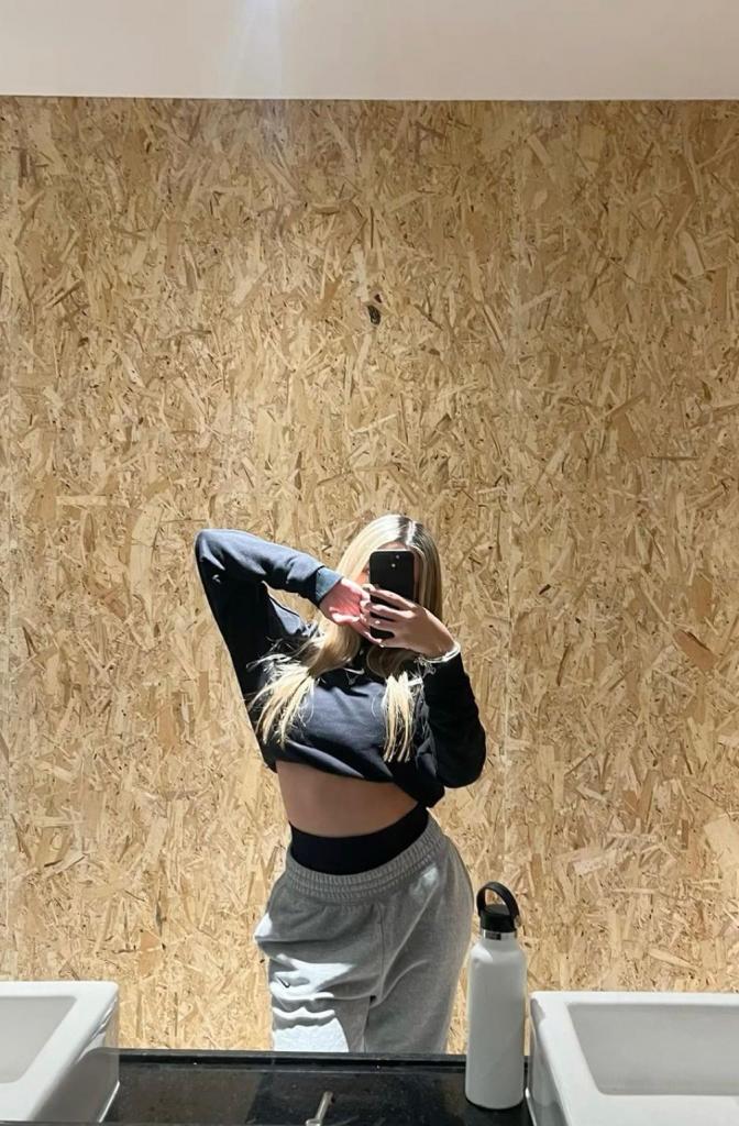 Chica busca chico en Cádiz: 