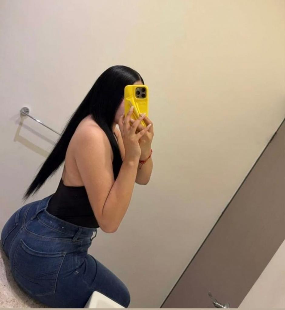 Chica busca chico en Valencia: Chica busca chico