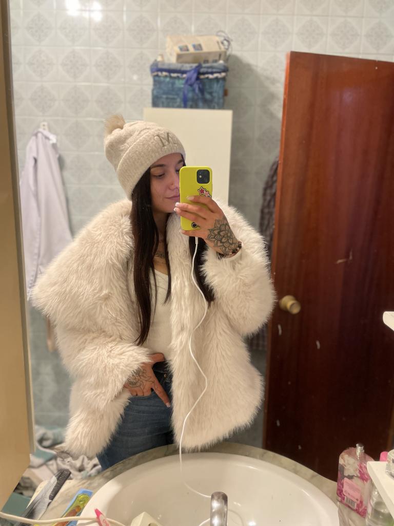 742089990: Chica busca chico en Ciudad Real