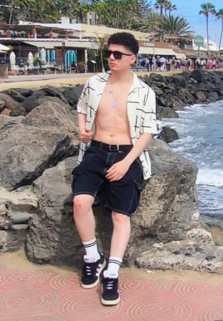 602871442: Chico busca chica en Zaragoza