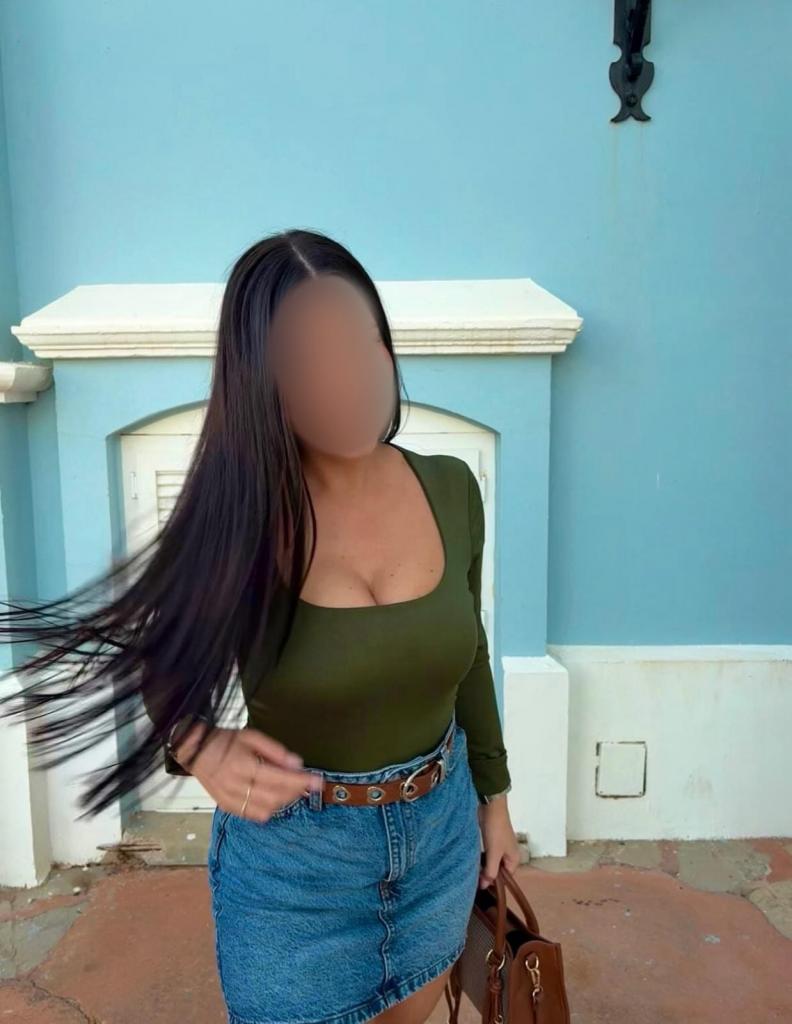 Chica busca chico en Granada: 