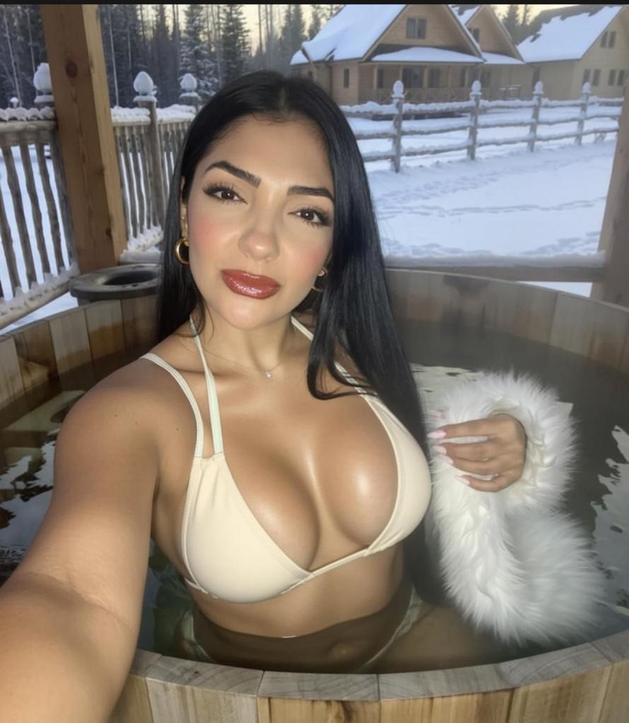 692933580: Chica busca chico en Málaga