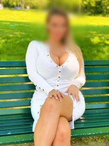 Chica busca chico en La Coruña: 