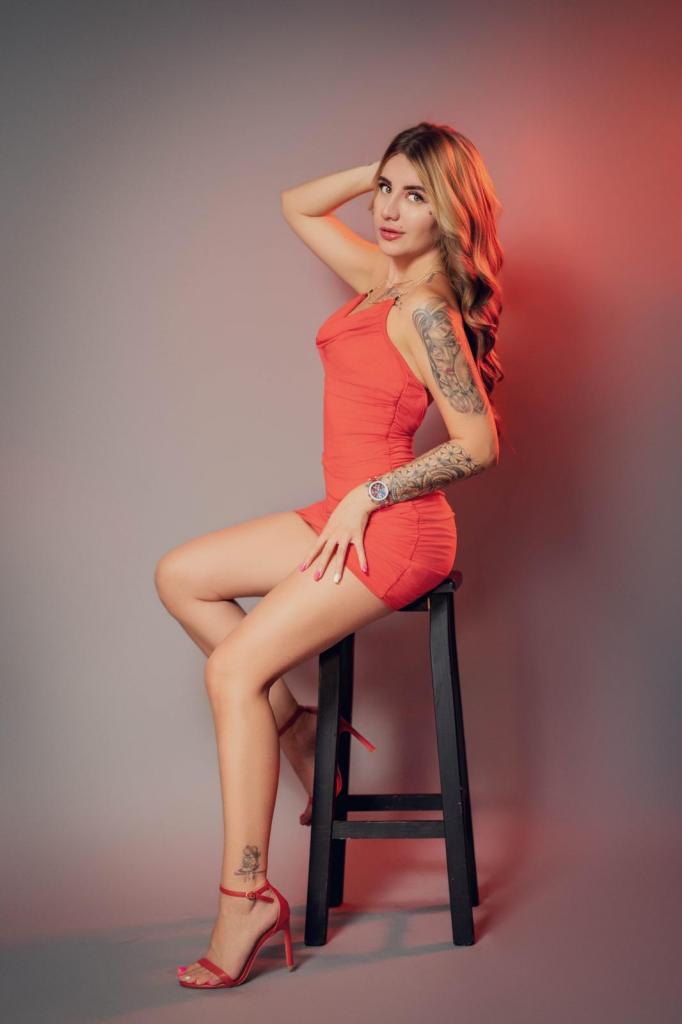 Chica busca chico en Ibiza: Chica busca chico