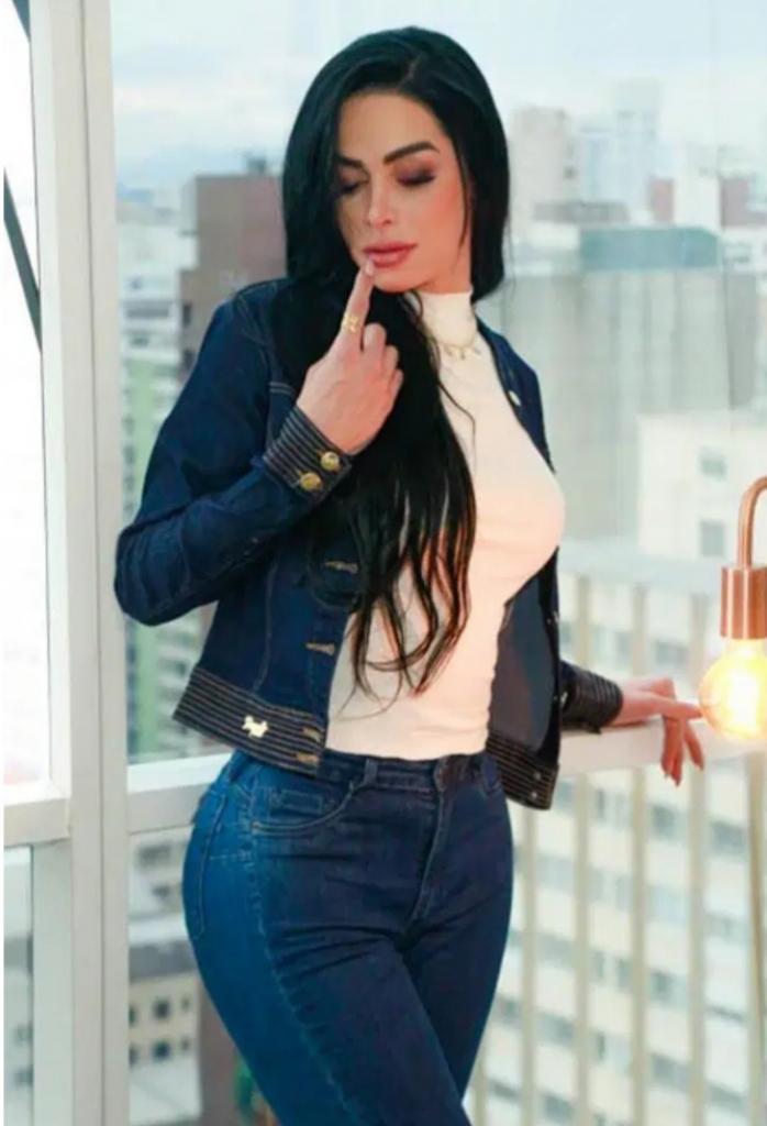 661440769: Chica busca chico en Madrid