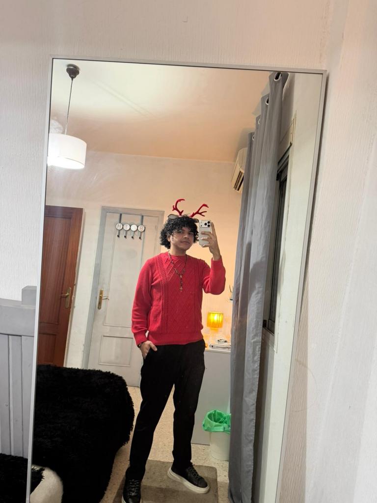 602415197: Chica busca chico en Cádiz