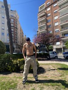 Chico busca chica en Valencia: 