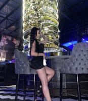 637777344: Chica busca chico en Barcelona