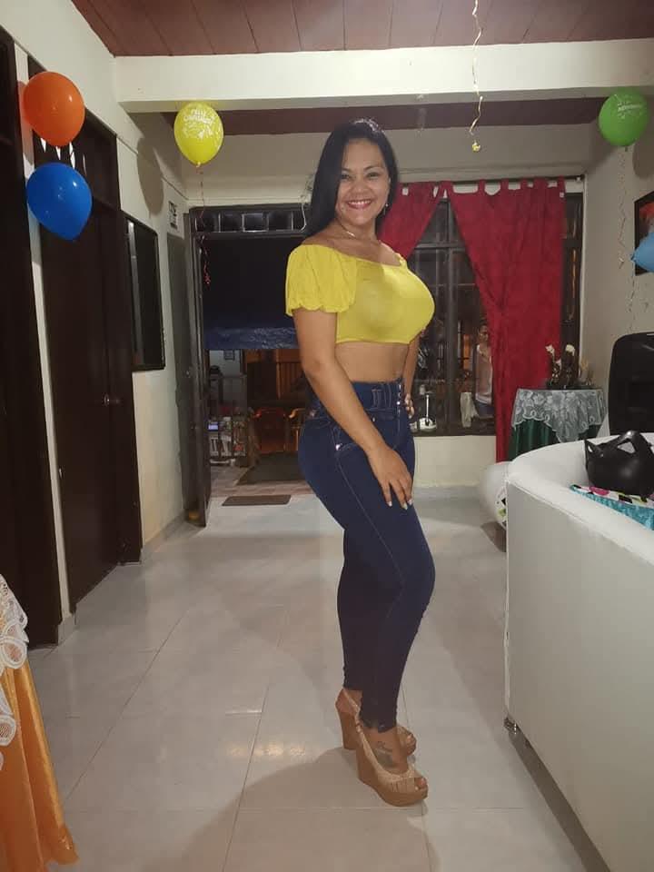 Chica busca chico en Sevilla: 