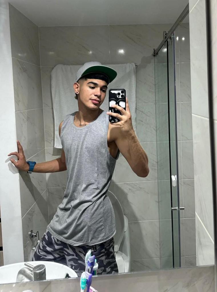 Chico busca chica en Tenerife: 