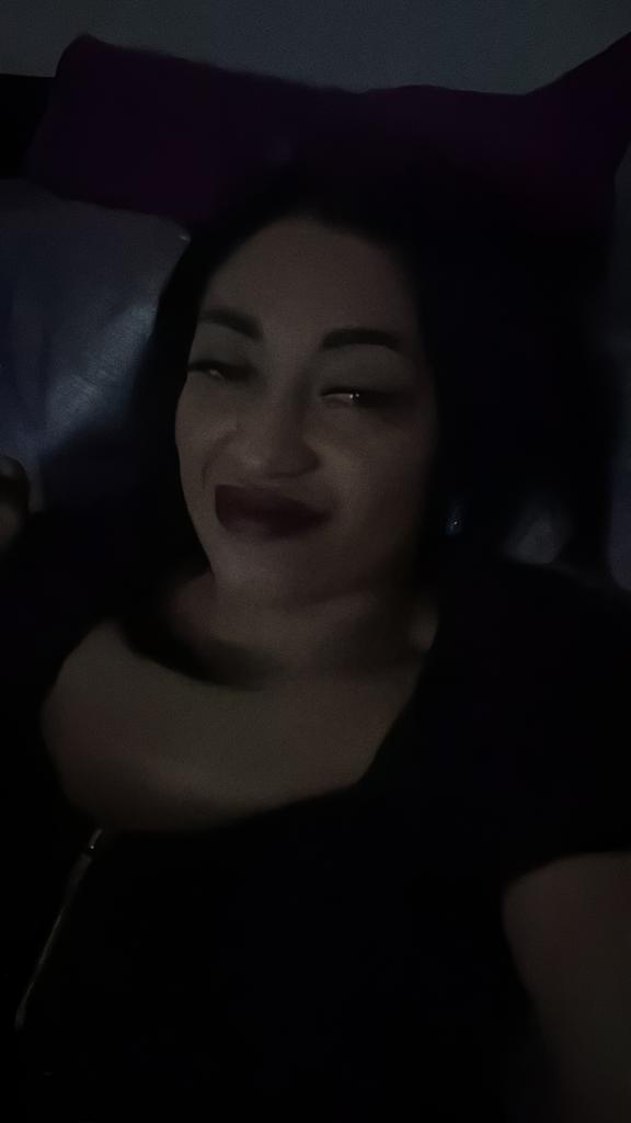 638351631: Chica busca chico en Pontevedra