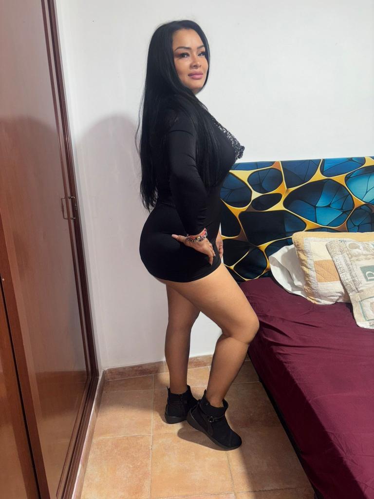 611317080: Chica busca chico en Cádiz