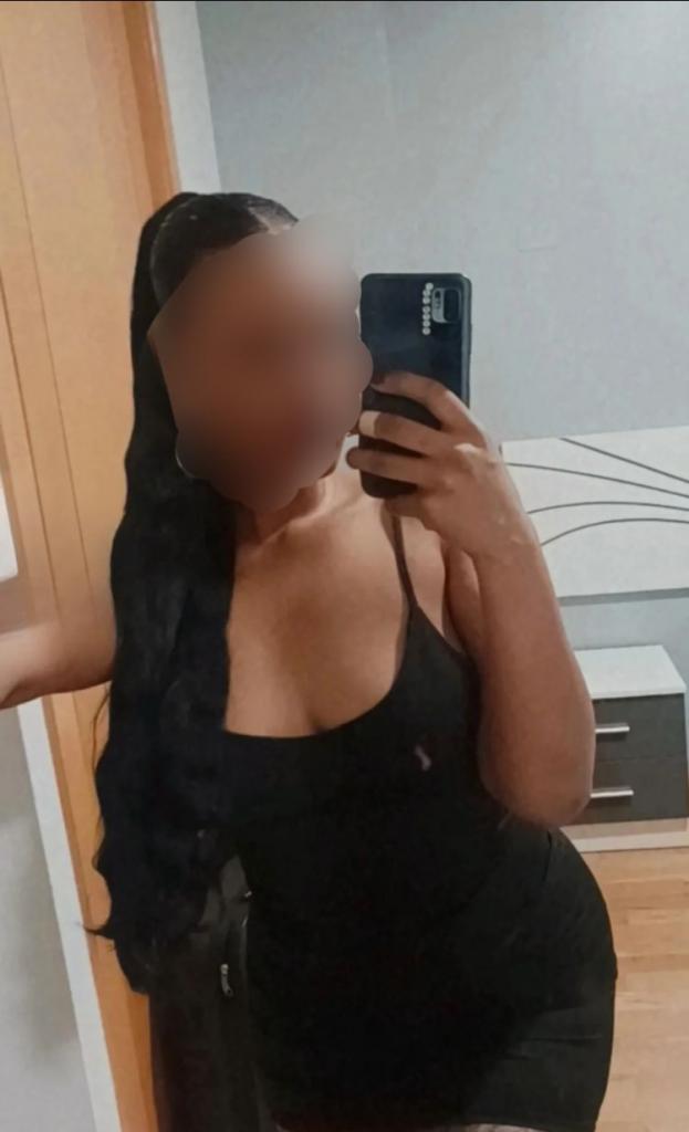 Chica busca chico en Almería: 