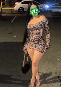 631514491: Chica busca chico en León