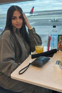 661572674: Chica busca chico en León