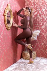 663187968: Transexual en Barcelona