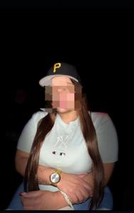 677714108: Chica busca chico en Barcelona