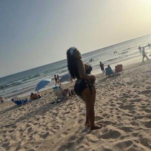 613296788: Chica busca chico en Cantabria