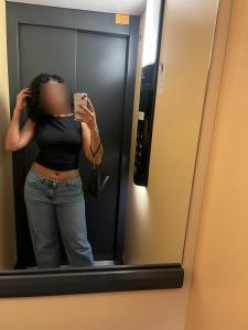 630682989: Chica busca chico en Cádiz