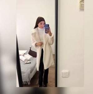 695104966: Chica busca chico en Madrid