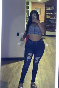 604251167: Chica busca chico en Tenerife