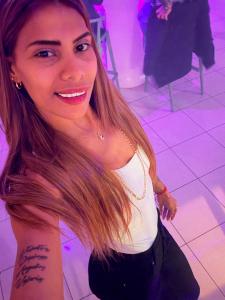 642086764: Chica busca chico en Cádiz